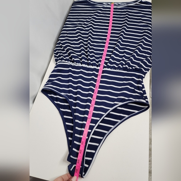 ‼️NEW‼️Bodysuit/Swimsuit One Piece L - Picture 9 of 12